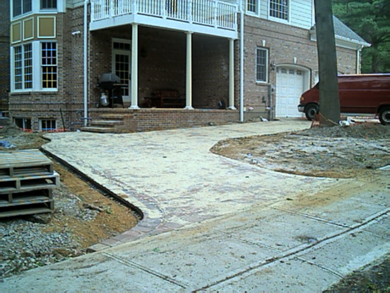 This is a view from the other entrance, the sand is being swept into the pavers.