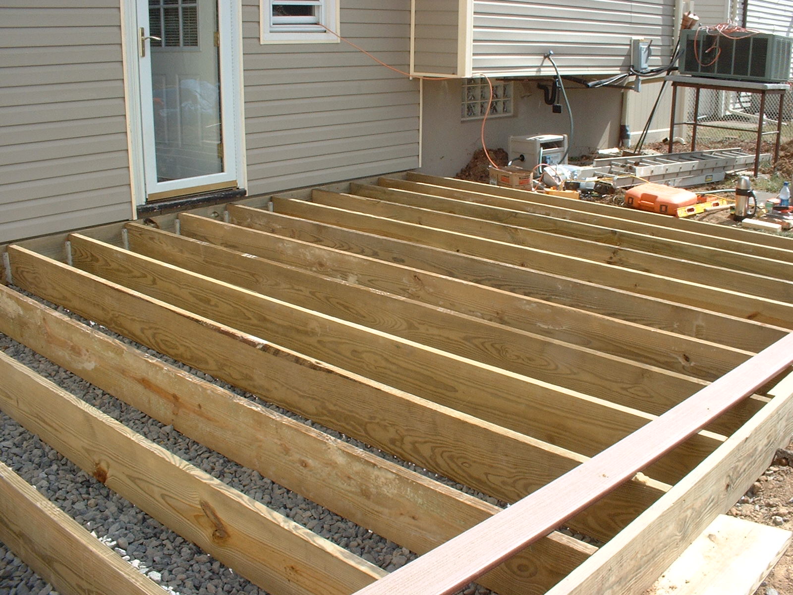 The frame is finished and the decking is started.